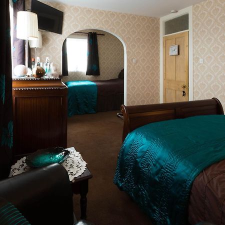 Glenart House Bed & Breakfast Трамор Екстериор снимка