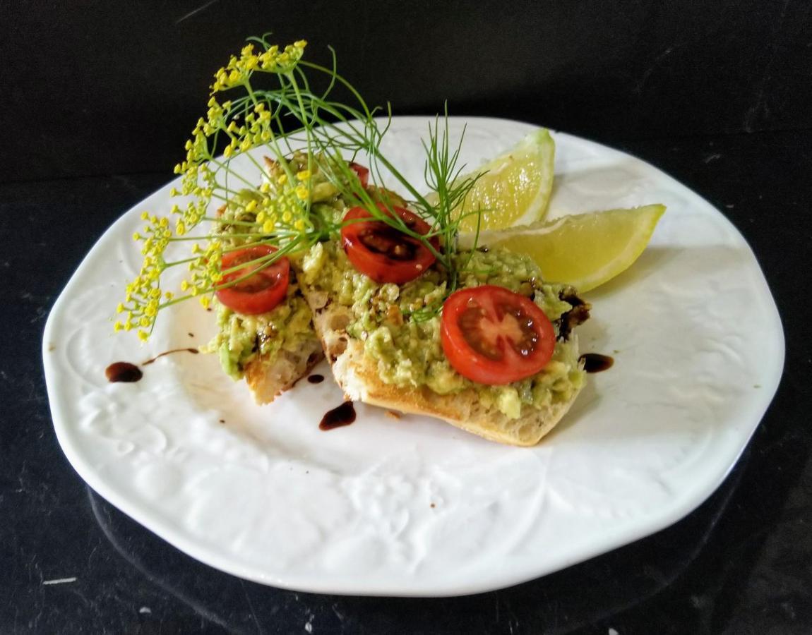 Glenart House Bed & Breakfast Трамор Екстериор снимка